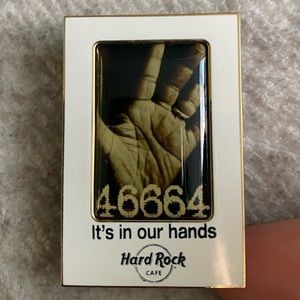 Hard rock Nelson Mandela charity pin